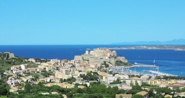 Book your holiday in the Balagne